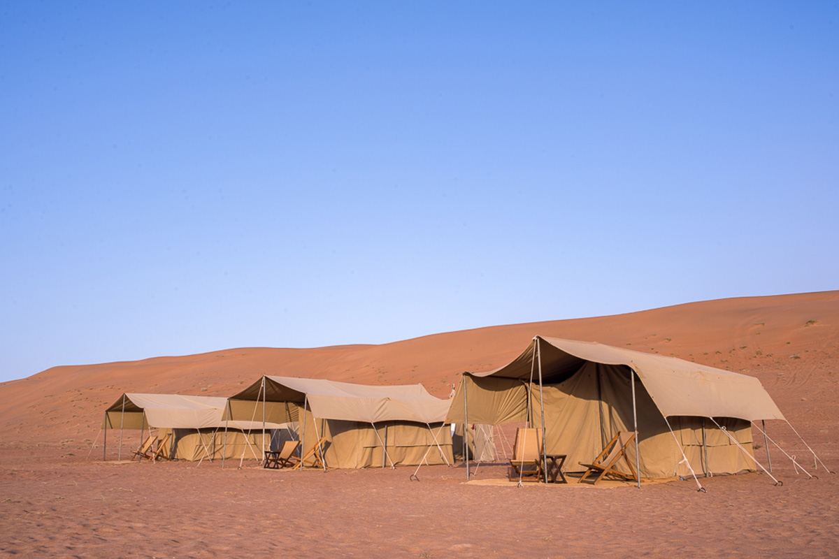 Glamping in the Wahiba Sands of Oman with Hud Hud Travels (Stacie Flinner)