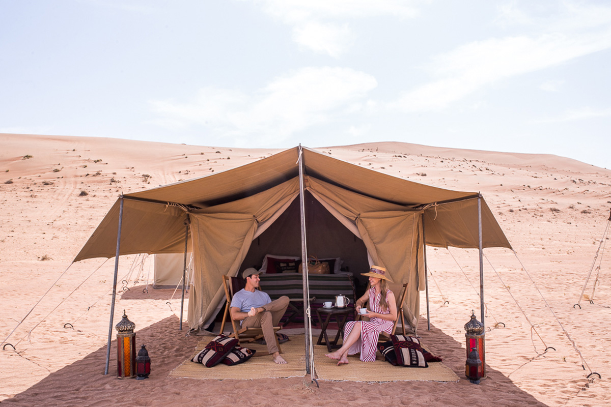 Glamping in the Wahiba Sands of Oman with Hud Hud Travels (Stacie Flinner)